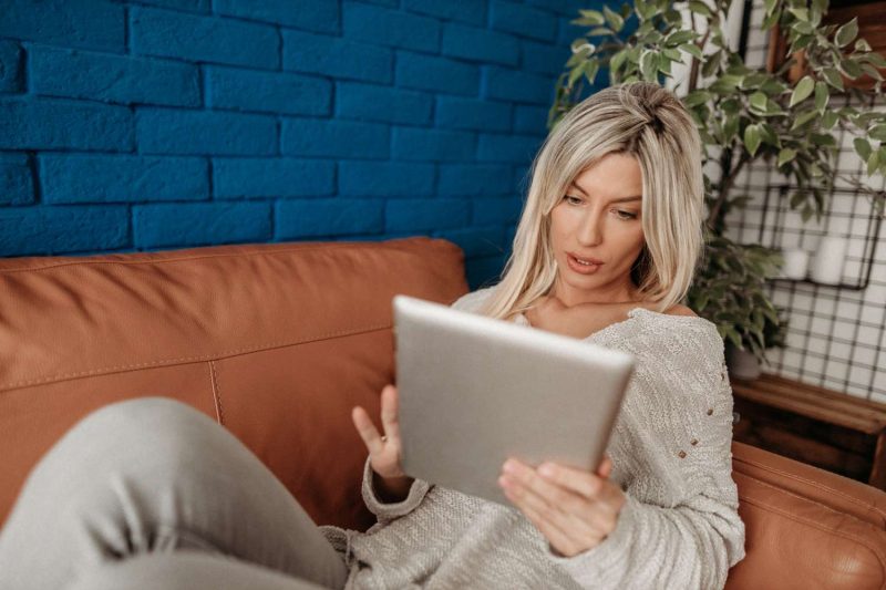 Mengapa Memiliki Kurang dari $1.500 di Akun Wells Fargo Anda Tiba-tiba Dapat Membebani Anda